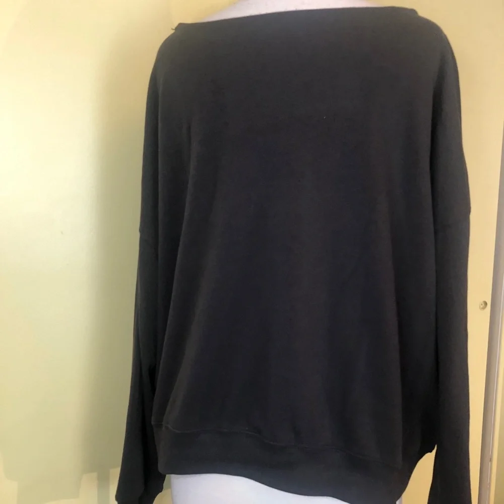 Disney x Target Cinderella Black Sweatshirt. - Picture 5 of 9